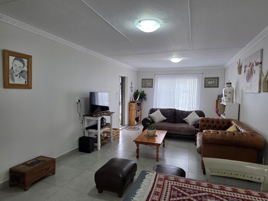 2 Bedroom Property for Sale in Kleinkrantz Western Cape